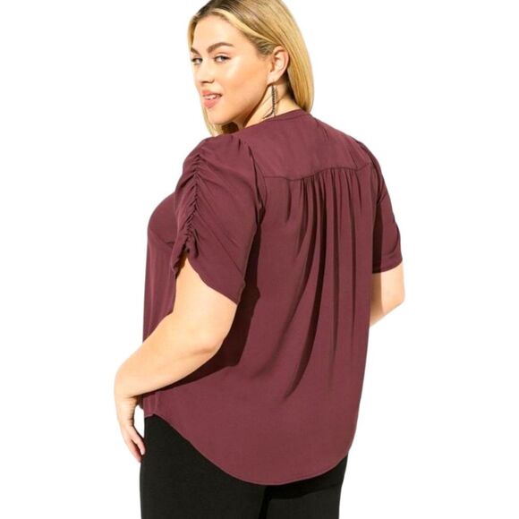 TORRID Plus Size Harper Georgette Sassafras Ruched Short Sleeve Blouse - Picture 9 of 16